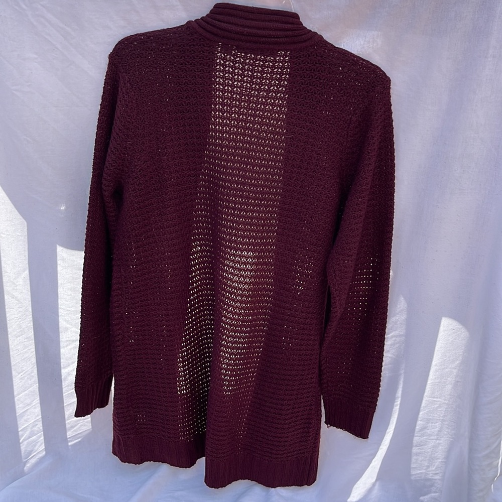 Ladies Sweater - Picture 2 of 3